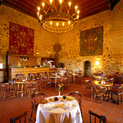 Parador Benavente dining room