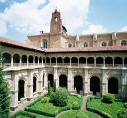 Parador Leon cloister