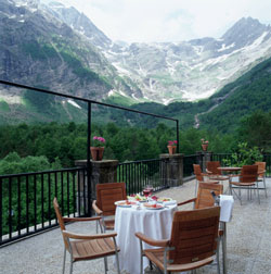 Parador Bielsa terrace view