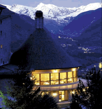 Vielha Parador winter scene
