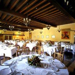 Santillana Del Mar Parador dining room